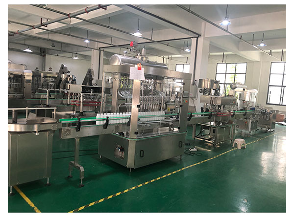 自動化啫喱水灌裝機(jī)械