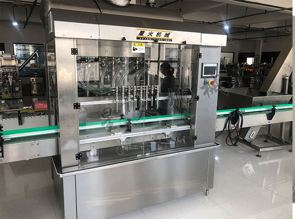 全自動(dòng)液體灌裝機(jī)滴漏怎么解決